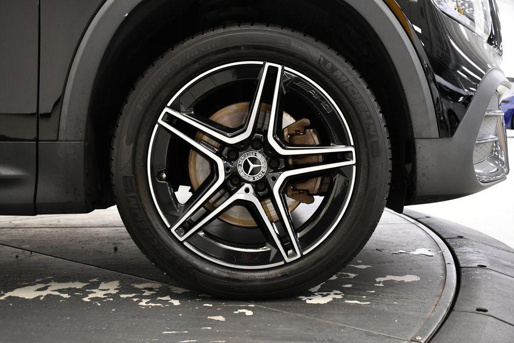 used 2021 Mercedes-Benz GLB 250 car, priced at $26,793