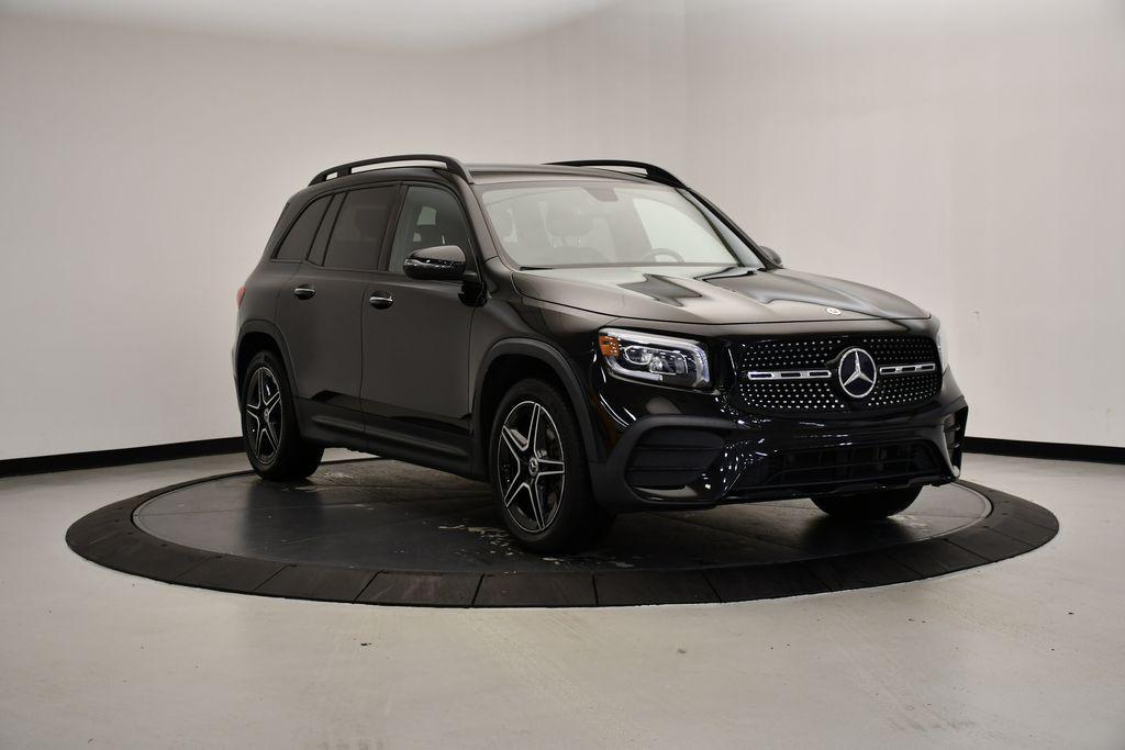 used 2021 Mercedes-Benz GLB 250 car, priced at $26,793