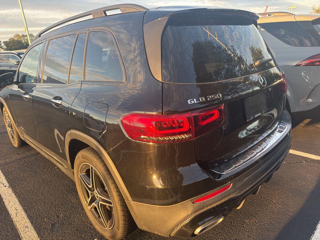 used 2021 Mercedes-Benz GLB 250 car, priced at $27,993