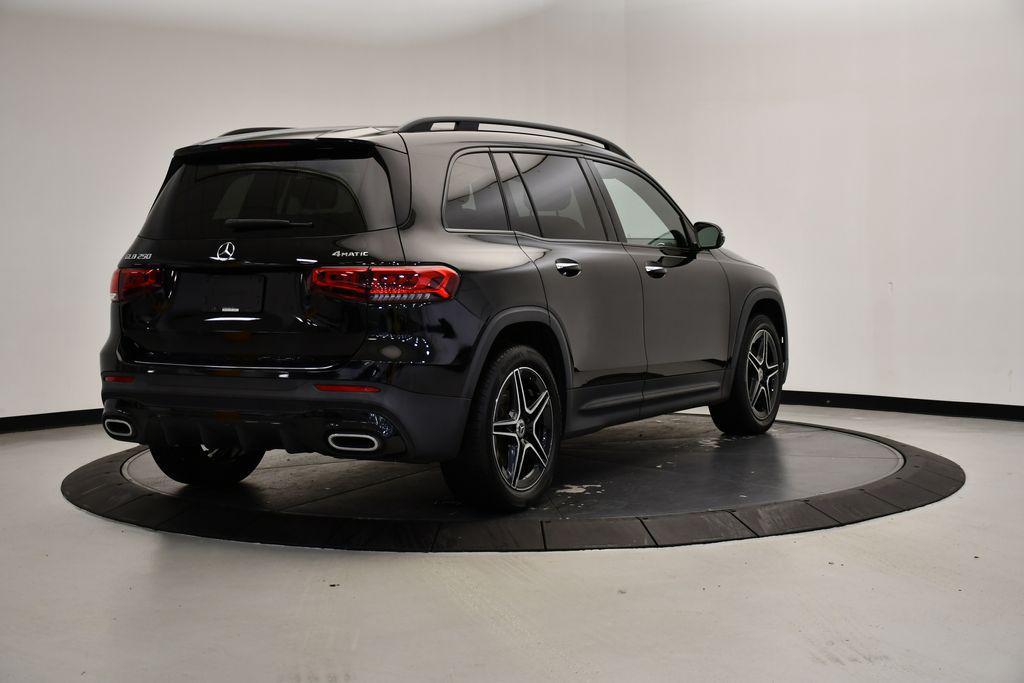 used 2021 Mercedes-Benz GLB 250 car, priced at $26,793