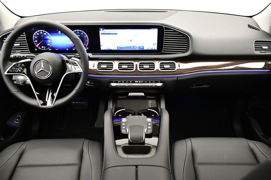 new 2026 Mercedes-Benz GLE 450 car, priced at $77,150