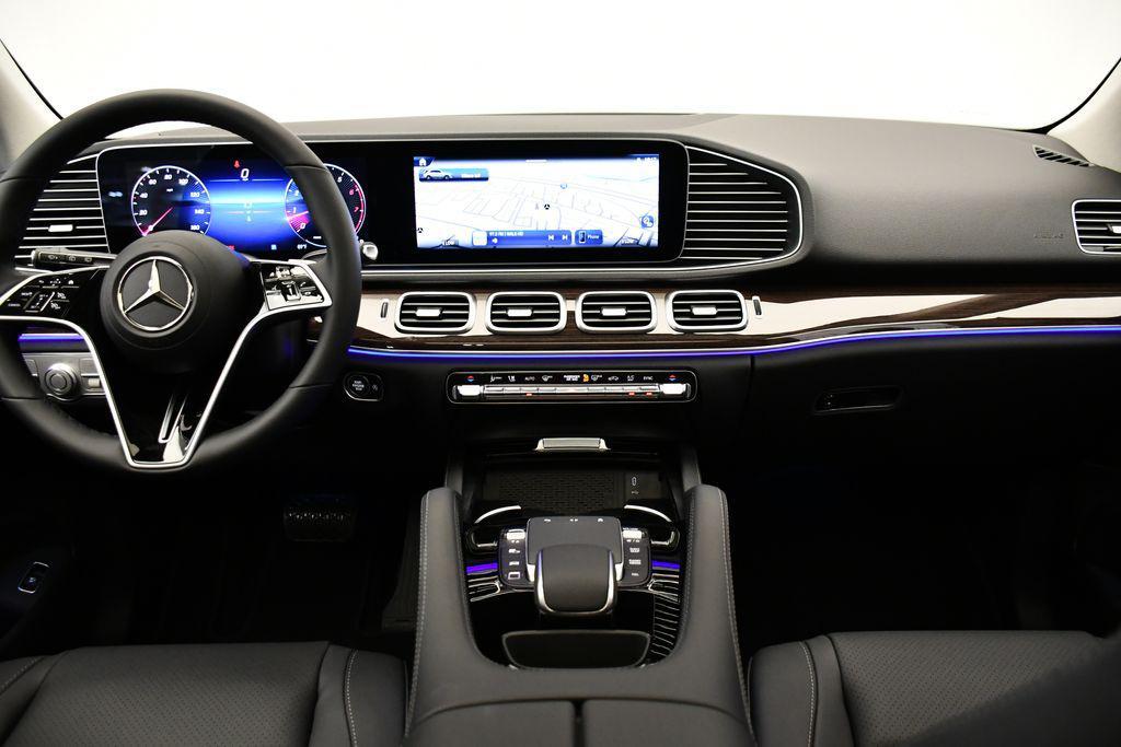new 2026 Mercedes-Benz GLE 450 car, priced at $77,150