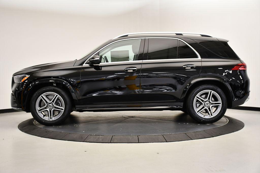 new 2026 Mercedes-Benz GLE 450 car, priced at $77,150