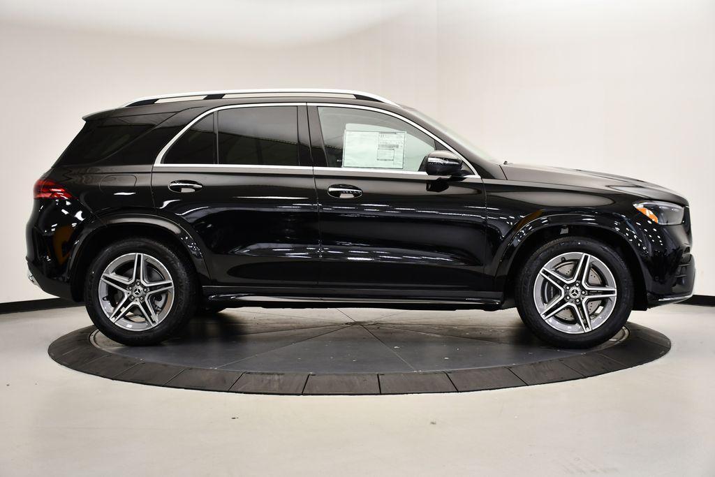 new 2026 Mercedes-Benz GLE 450 car, priced at $77,150