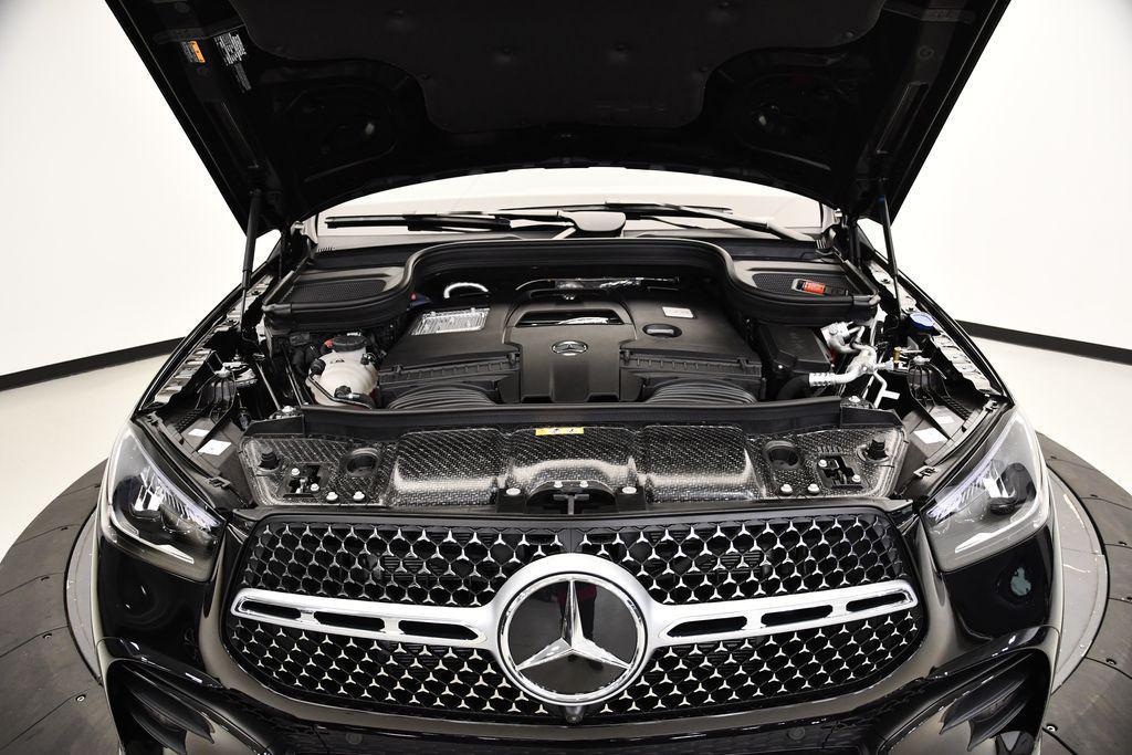 new 2025 Mercedes-Benz GLE 580 car, priced at $93,465
