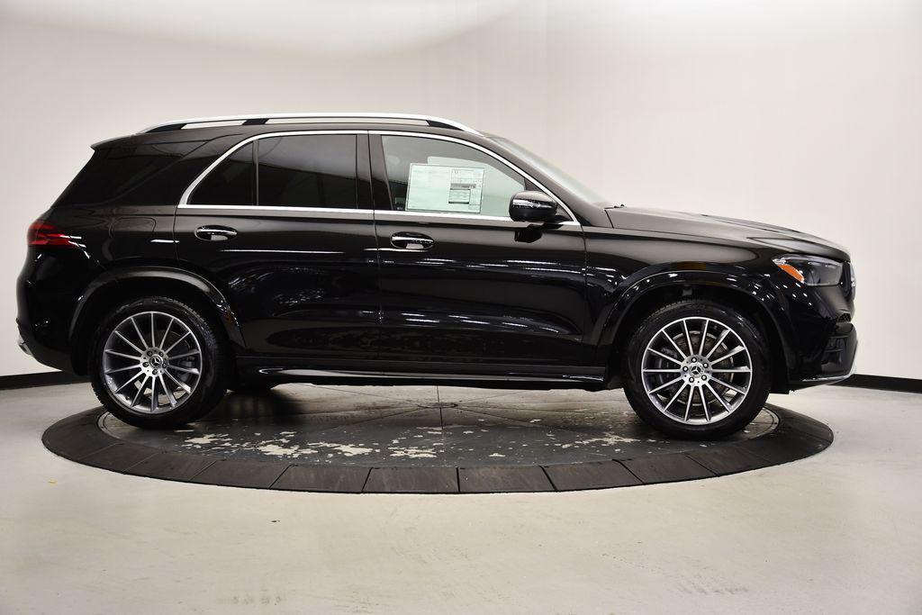 new 2025 Mercedes-Benz GLE 580 car, priced at $93,465