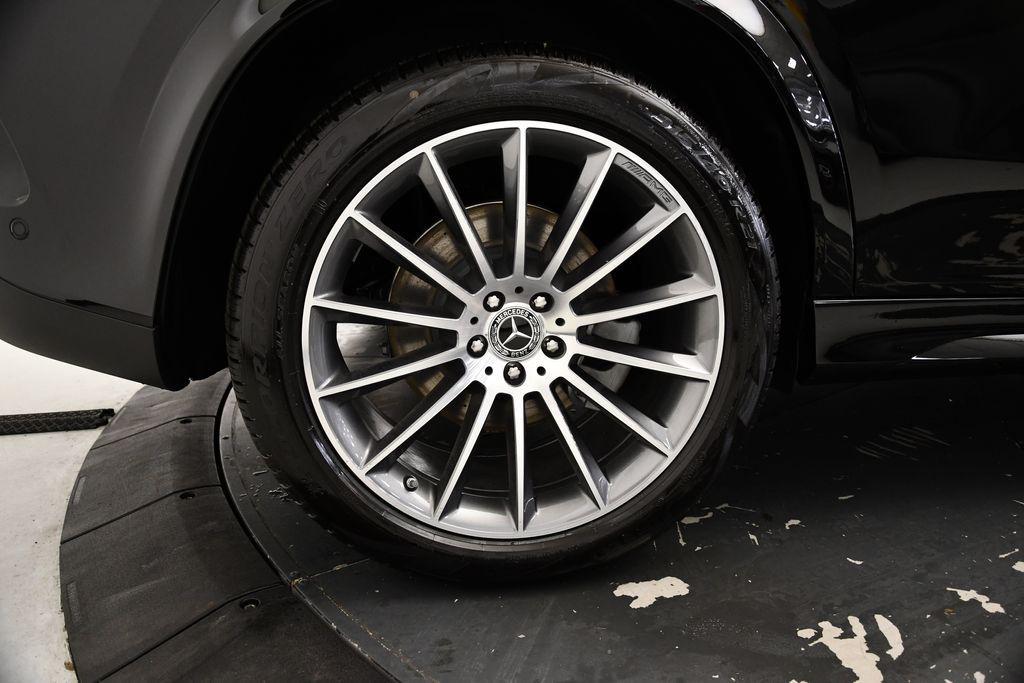new 2025 Mercedes-Benz GLE 580 car, priced at $93,465