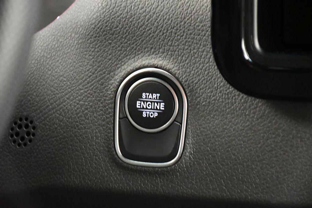 new 2025 Mercedes-Benz Sprinter 2500 car, priced at $64,290