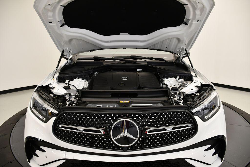 new 2025 Mercedes-Benz GLC 300 car, priced at $59,465