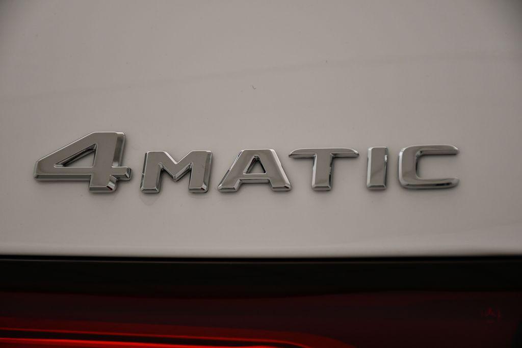 new 2025 Mercedes-Benz GLC 300 car, priced at $59,465