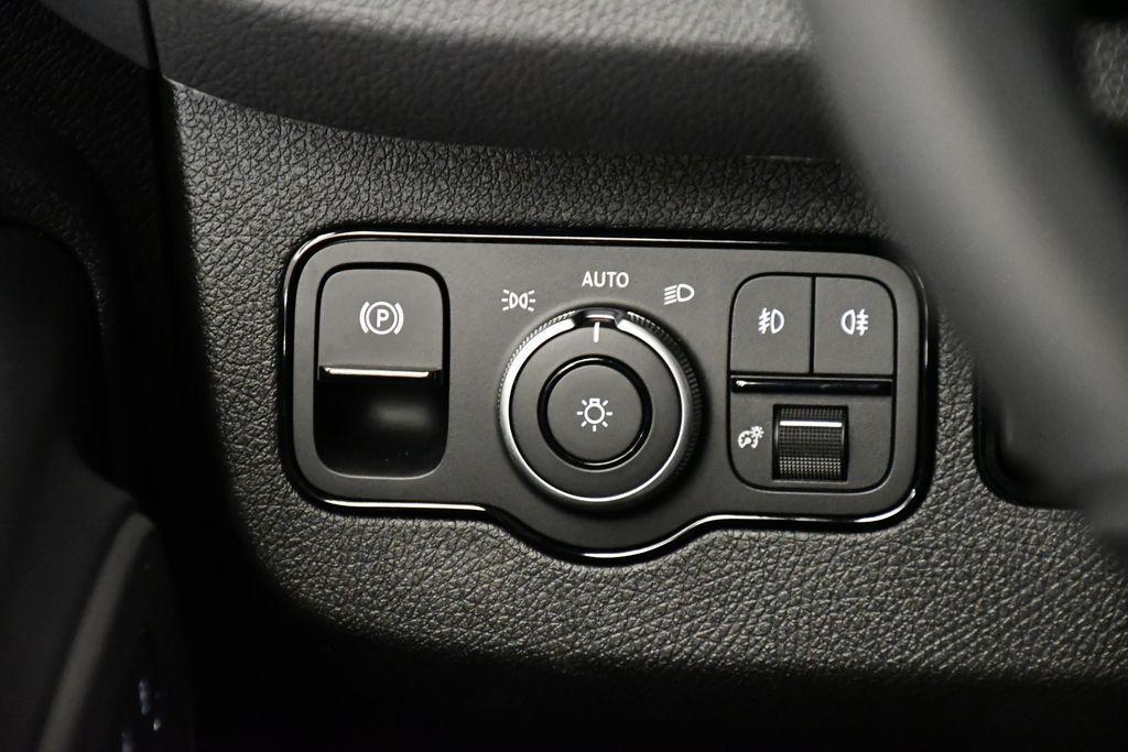 new 2025 Mercedes-Benz Sprinter 2500 car, priced at $71,215