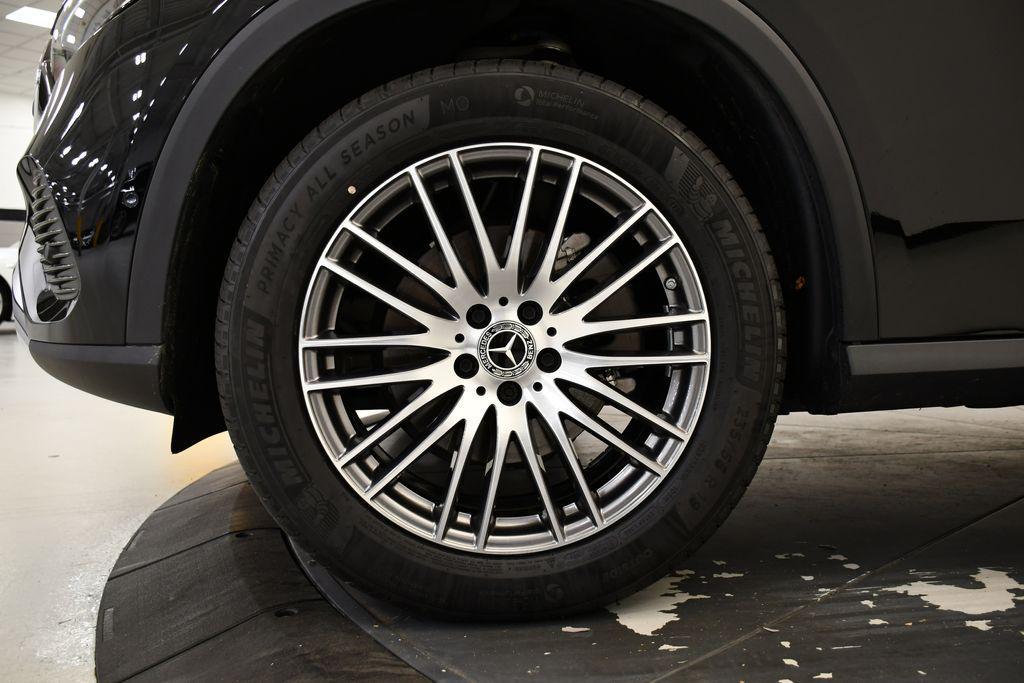 used 2024 Mercedes-Benz GLC 300 car, priced at $40,593