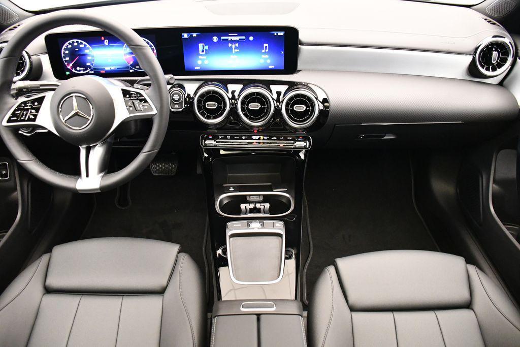 new 2025 Mercedes-Benz CLA 250 car, priced at $45,500