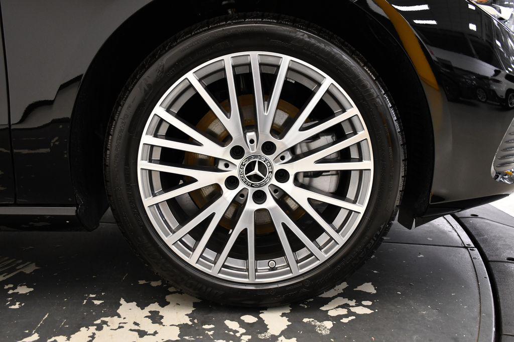 new 2025 Mercedes-Benz CLA 250 car, priced at $45,500