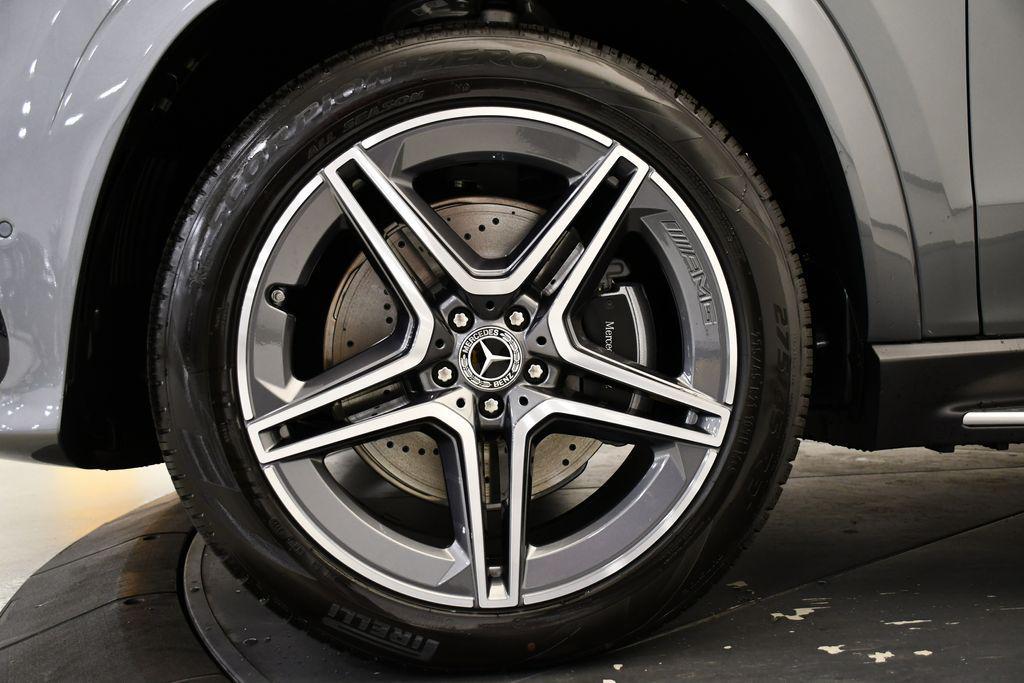 new 2026 Mercedes-Benz GLS 450 car, priced at $96,865