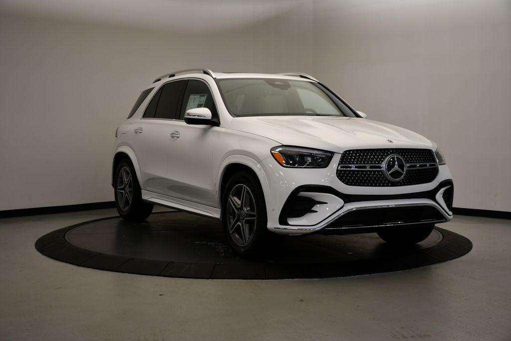 new 2026 Mercedes-Benz GLE 580 car, priced at $91,445