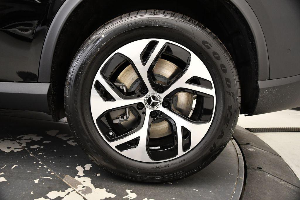 used 2025 Mercedes-Benz GLC 350e car, priced at $50,993