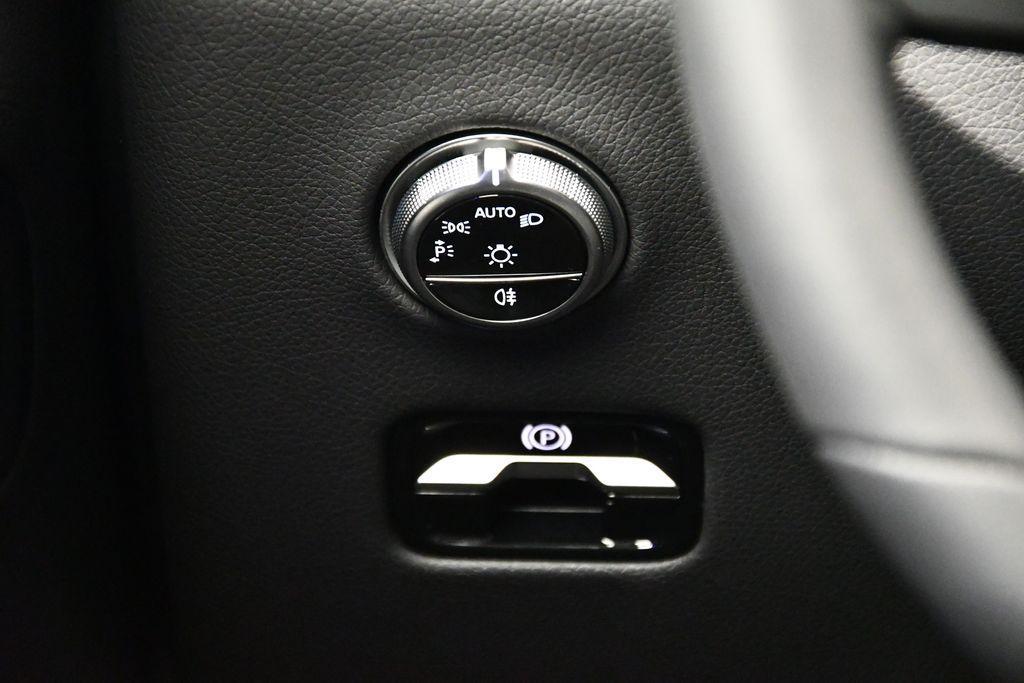 used 2025 Mercedes-Benz GLC 350e car, priced at $50,993