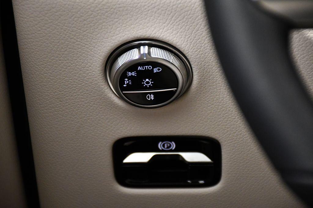 used 2025 Mercedes-Benz GLC 350e car, priced at $54,632