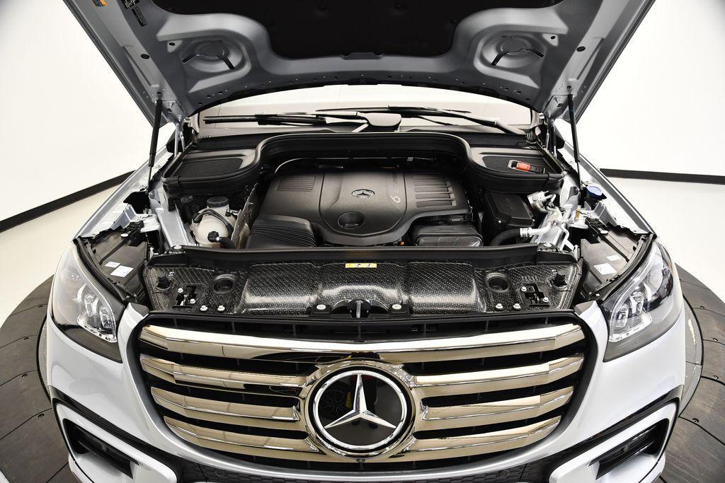 new 2025 Mercedes-Benz GLS 450 car, priced at $97,215