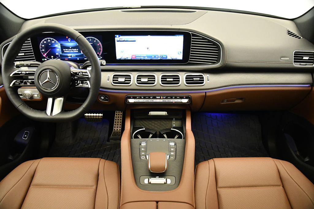 new 2025 Mercedes-Benz GLS 450 car, priced at $97,215
