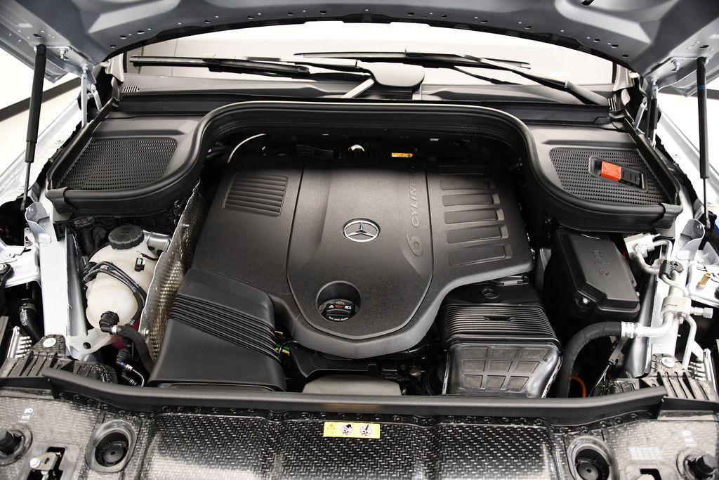 new 2025 Mercedes-Benz GLS 450 car, priced at $97,215