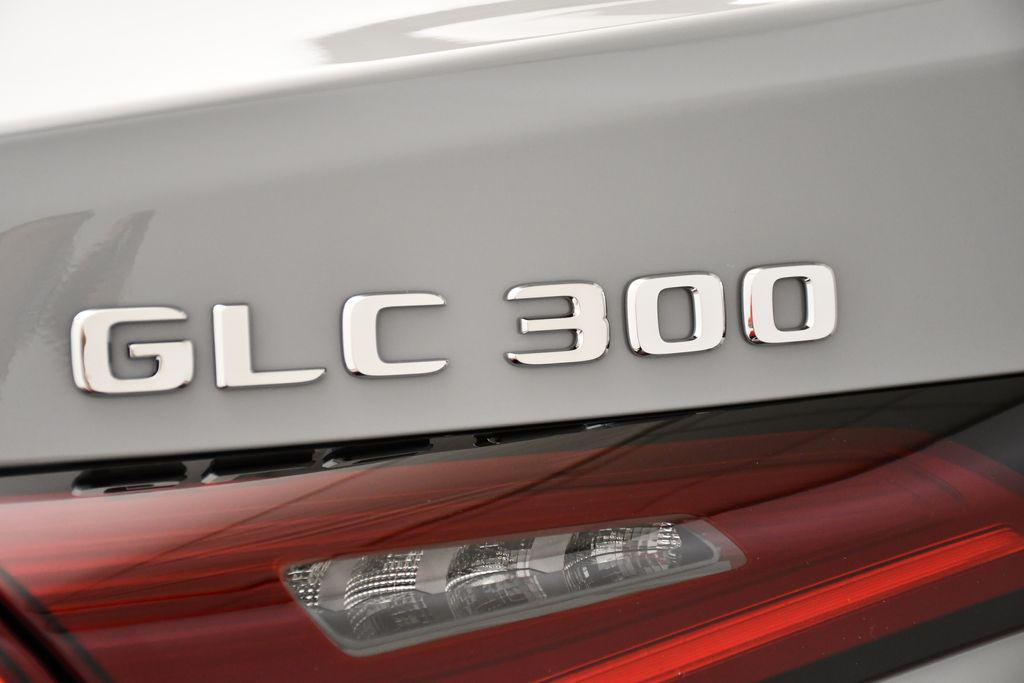 new 2025 Mercedes-Benz GLC 300 car, priced at $70,355