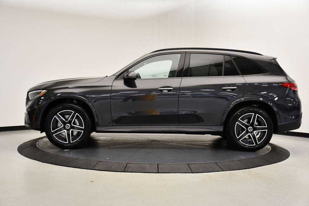 new 2025 Mercedes-Benz GLC 300 car, priced at $60,610
