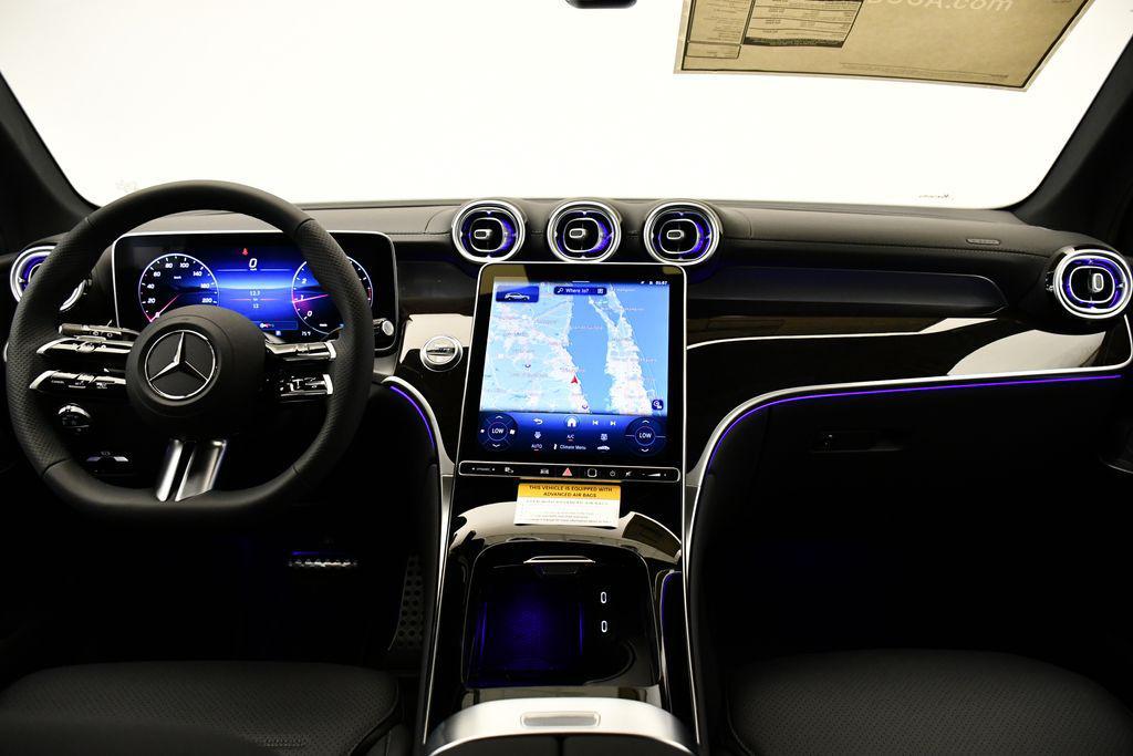 new 2025 Mercedes-Benz GLC 300 car, priced at $60,610