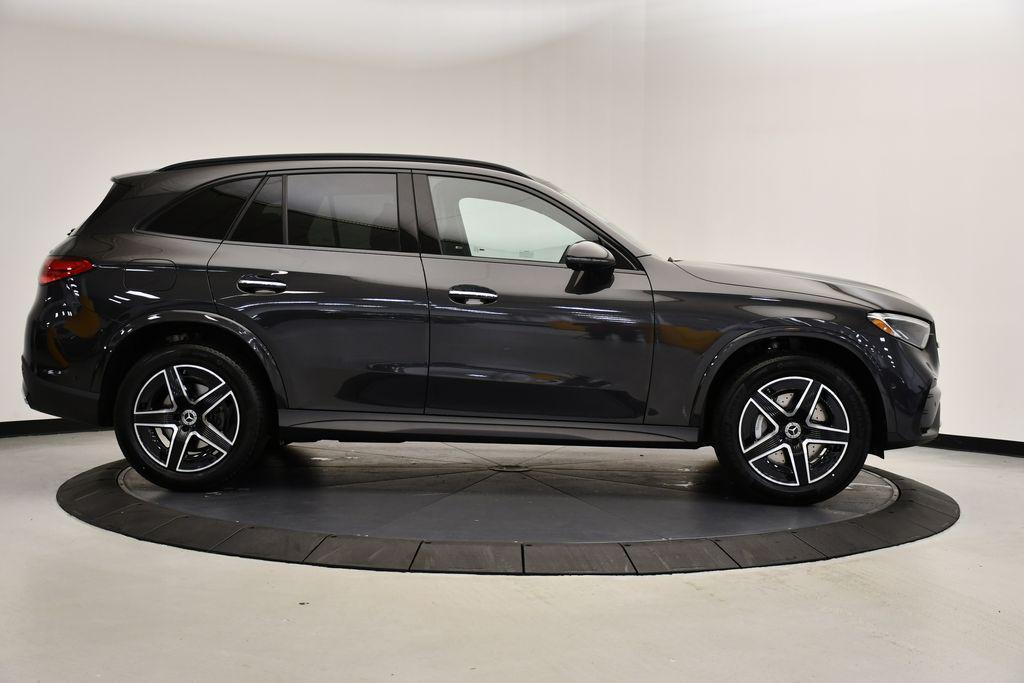 new 2025 Mercedes-Benz GLC 300 car, priced at $60,610