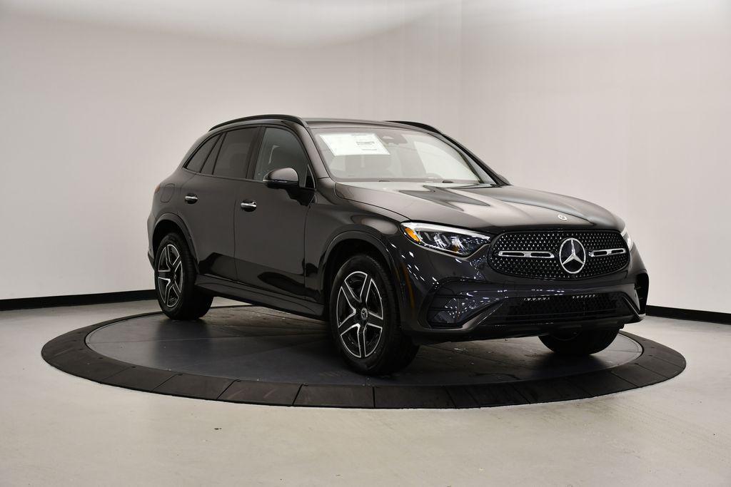 new 2025 Mercedes-Benz GLC 300 car, priced at $60,610