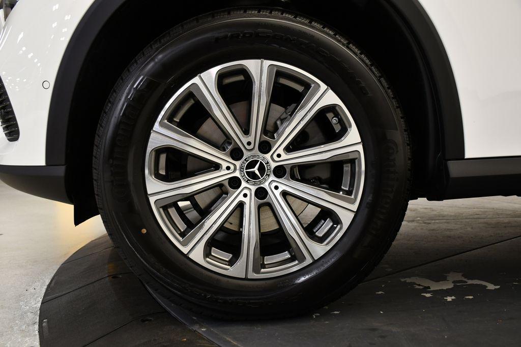 new 2026 Mercedes-Benz GLC 300 car, priced at $54,335