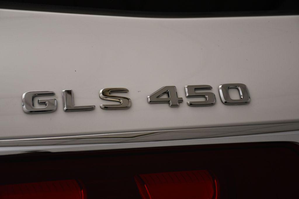 new 2025 Mercedes-Benz GLS 450 car, priced at $90,730