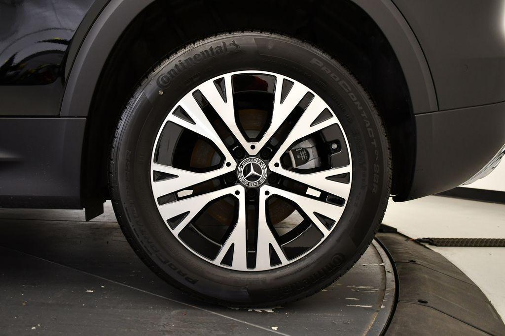 new 2026 Mercedes-Benz GLB 250 car, priced at $51,810