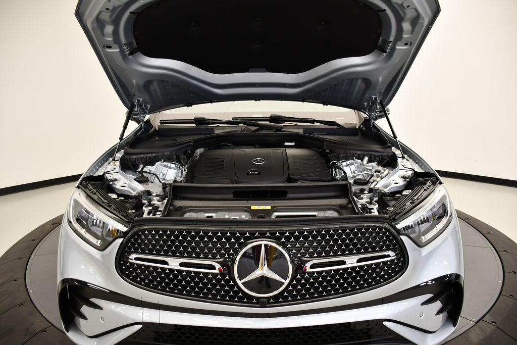 new 2026 Mercedes-Benz GLC 300 car, priced at $59,260