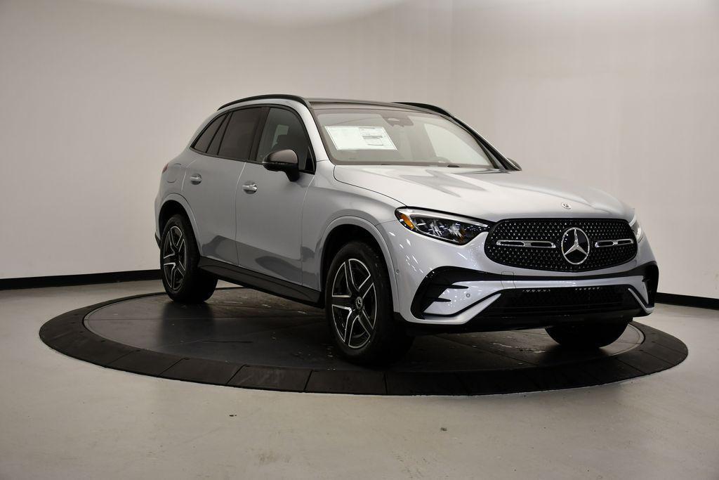 new 2026 Mercedes-Benz GLC 300 car, priced at $59,260