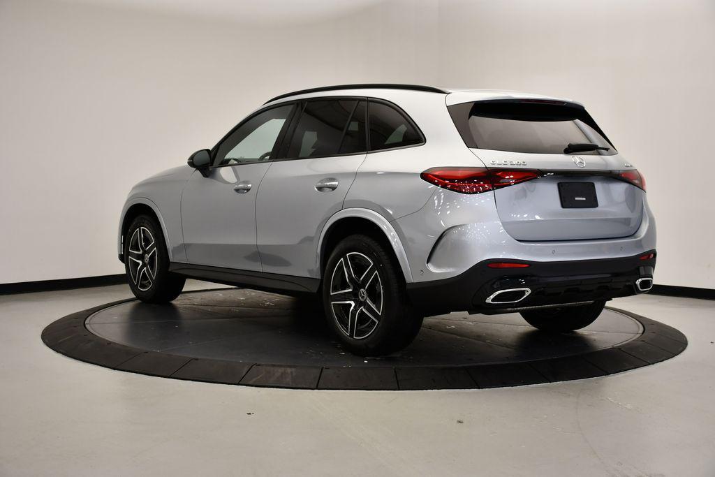 new 2026 Mercedes-Benz GLC 300 car, priced at $59,260