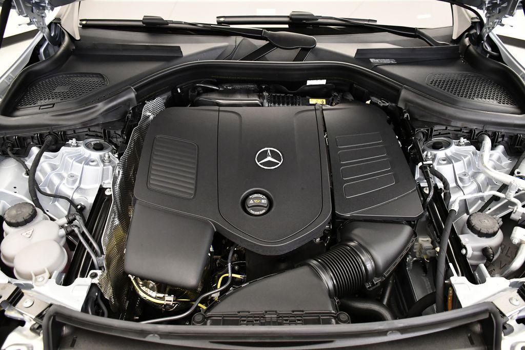 new 2026 Mercedes-Benz GLC 300 car, priced at $59,260