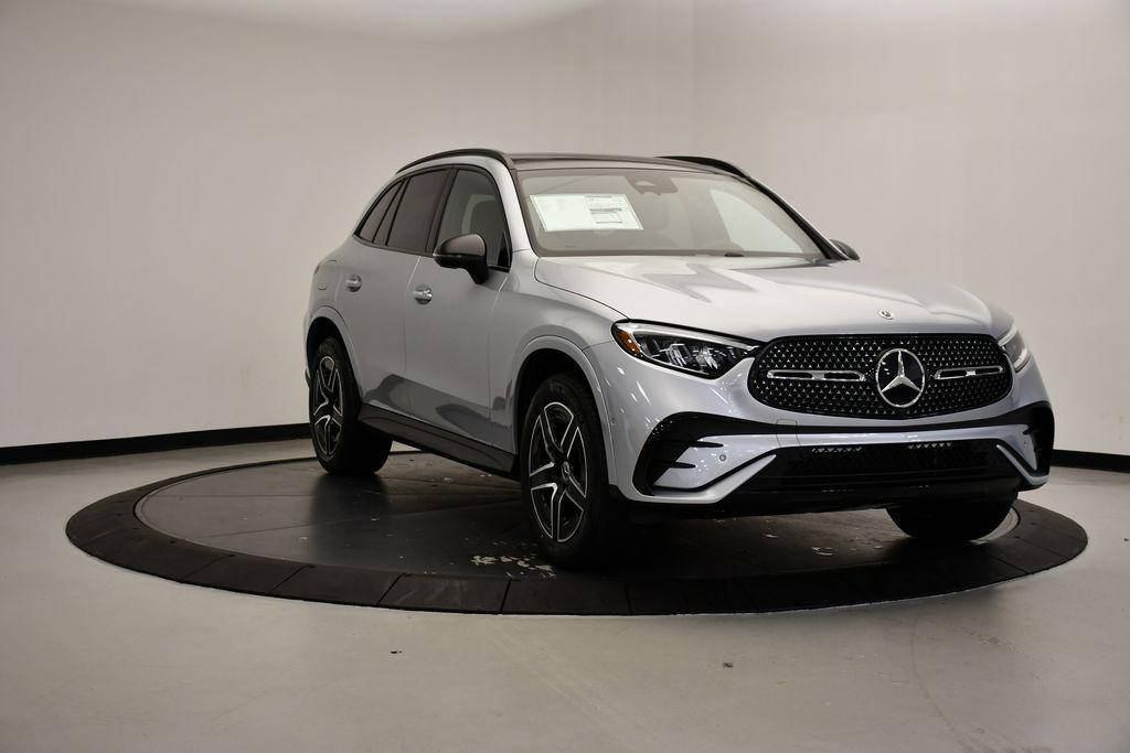new 2026 Mercedes-Benz GLC 300 car, priced at $59,260