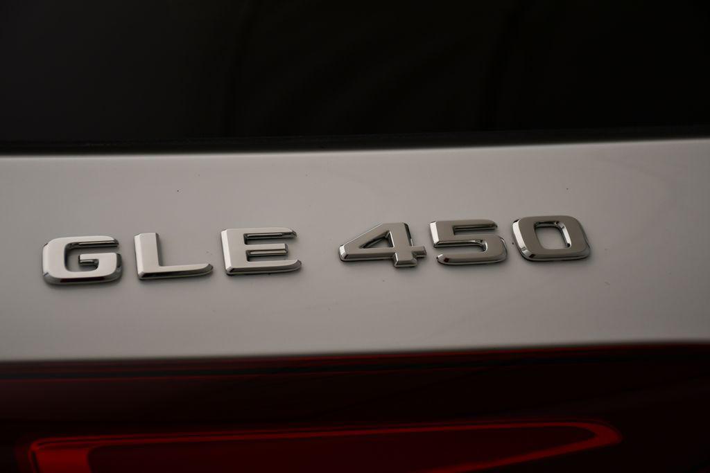 new 2026 Mercedes-Benz GLE 450 car, priced at $77,495