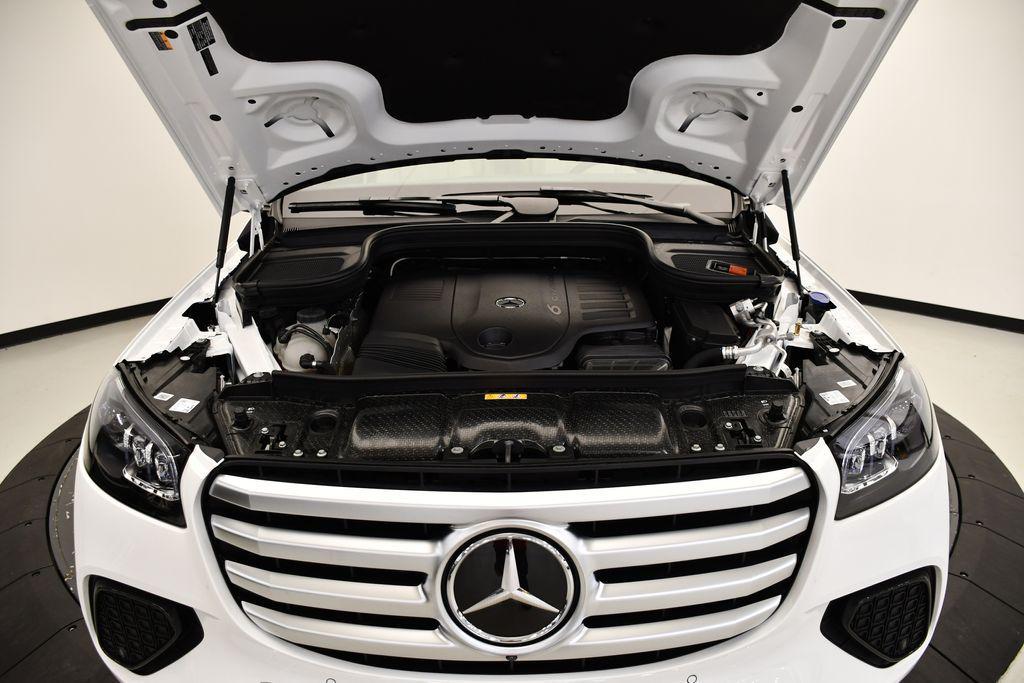 new 2025 Mercedes-Benz GLS 450 car, priced at $91,775