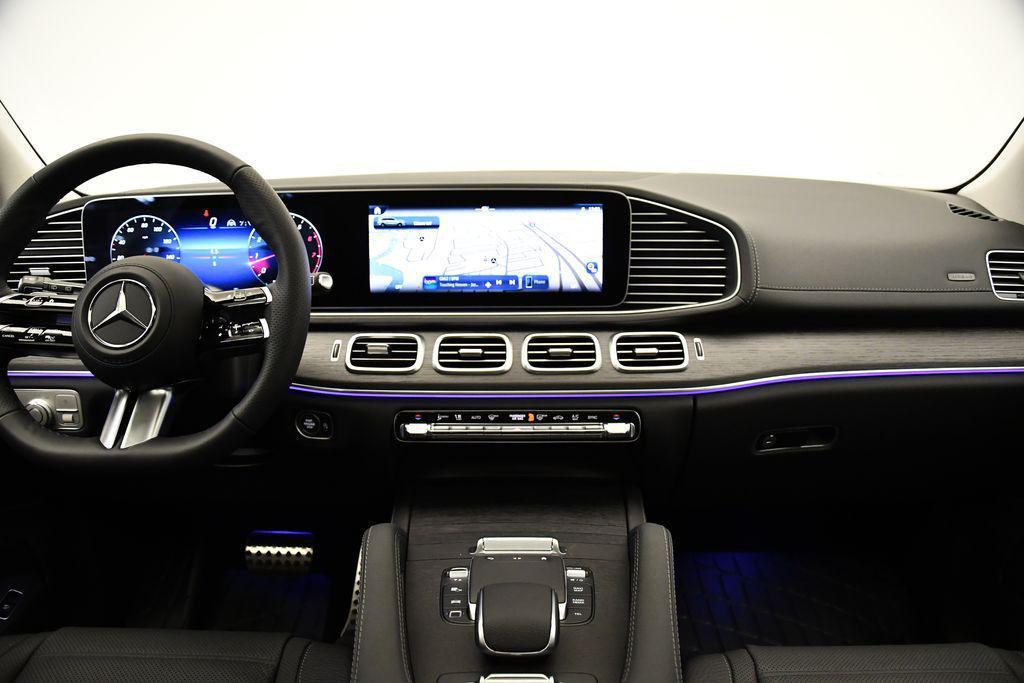 new 2025 Mercedes-Benz GLS 450 car, priced at $100,120