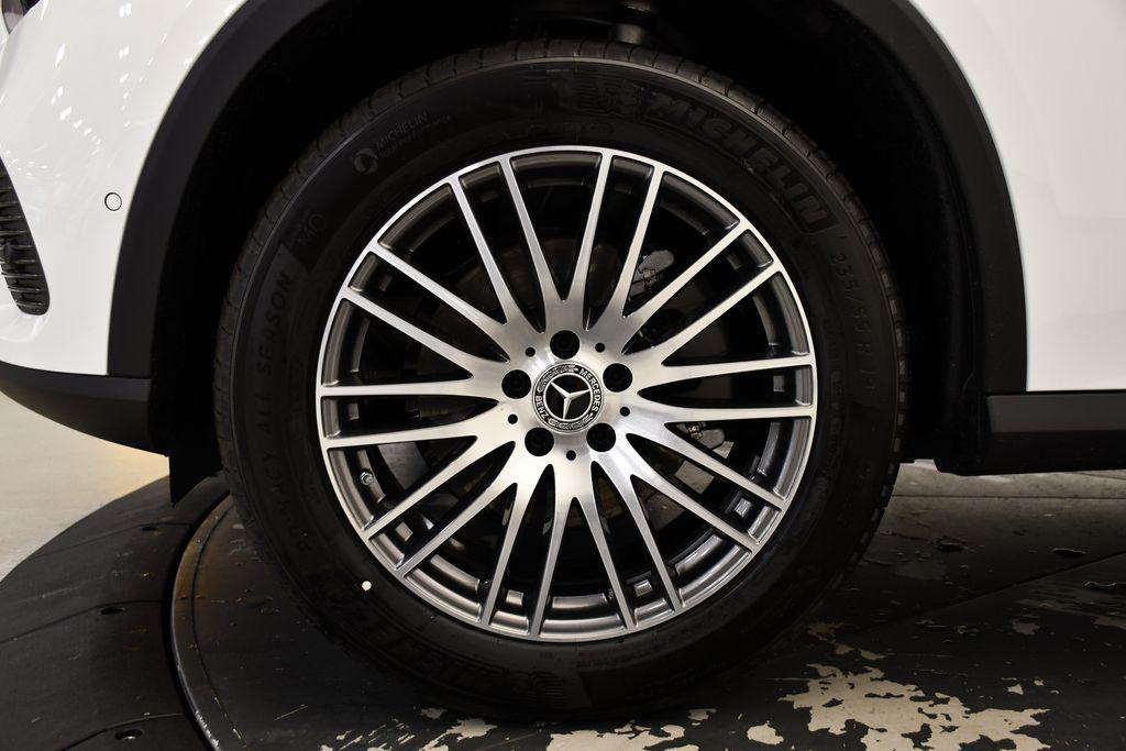 new 2025 Mercedes-Benz GLC 300 car, priced at $53,035