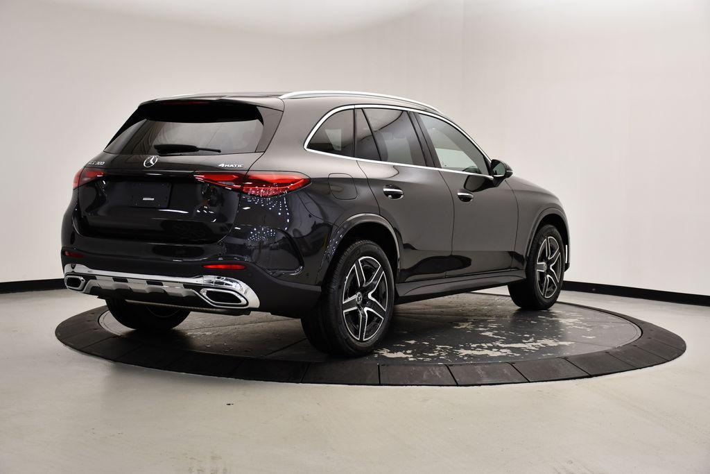 new 2025 Mercedes-Benz GLC 300 car, priced at $60,550