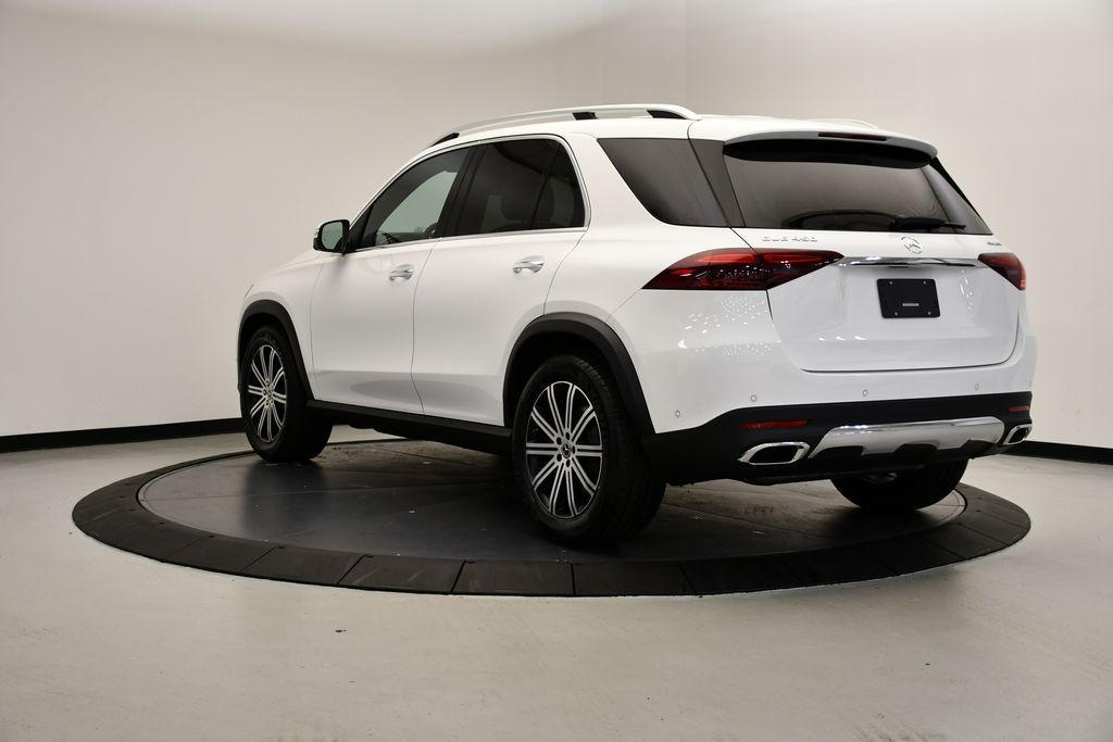 new 2025 Mercedes-Benz GLE 450 car, priced at $73,745