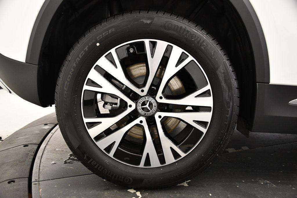 new 2025 Mercedes-Benz GLA 250 car, priced at $44,250
