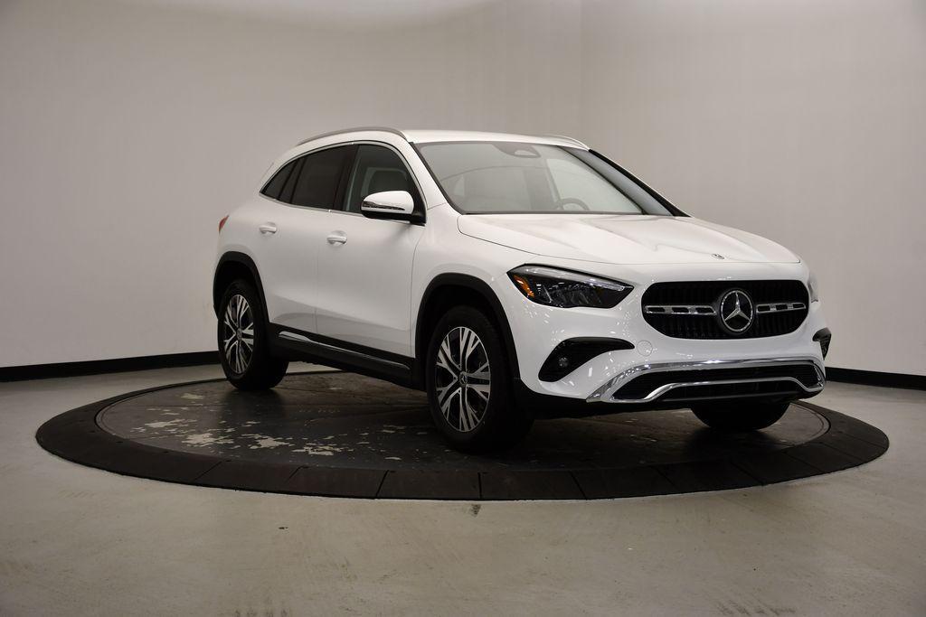 new 2025 Mercedes-Benz GLA 250 car, priced at $44,250