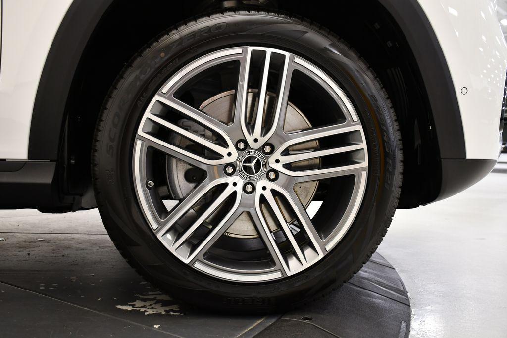 new 2026 Mercedes-Benz GLS 450 car, priced at $92,330