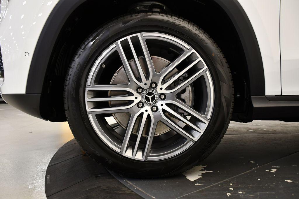 new 2026 Mercedes-Benz GLS 450 car, priced at $92,330
