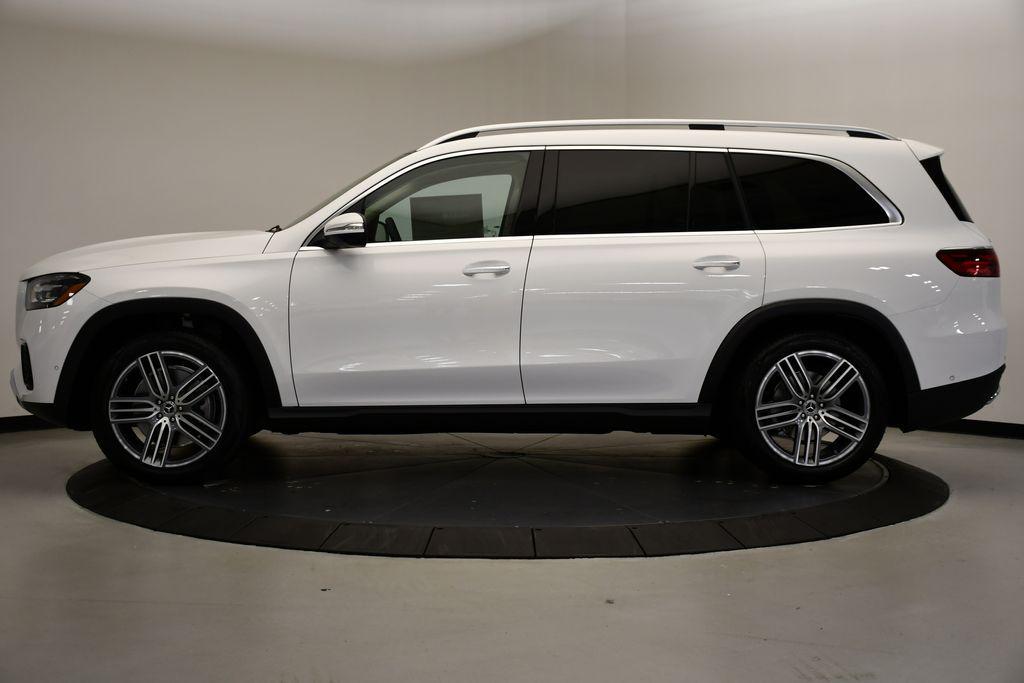new 2026 Mercedes-Benz GLS 450 car, priced at $92,330
